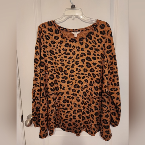 Peplum top - Picture 2 of 4